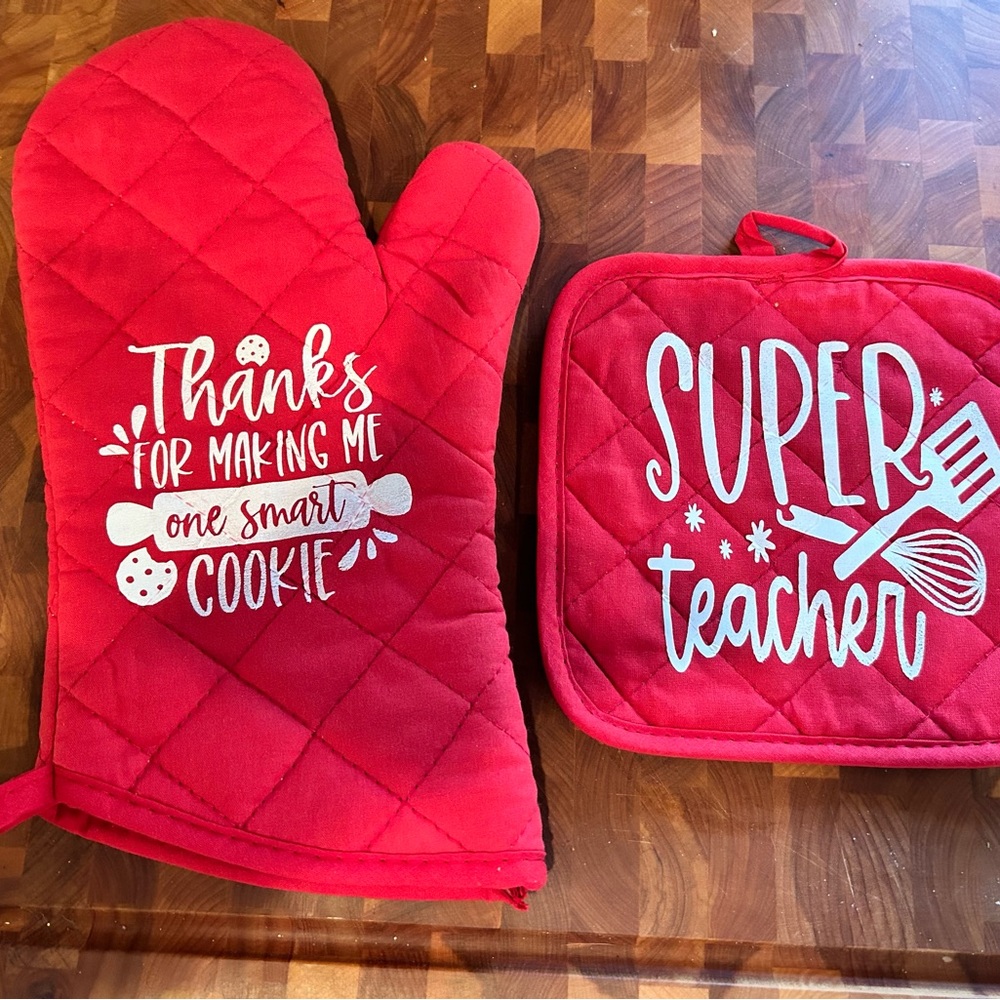 Teacher Oven Mitt Set/ Personalized gift set